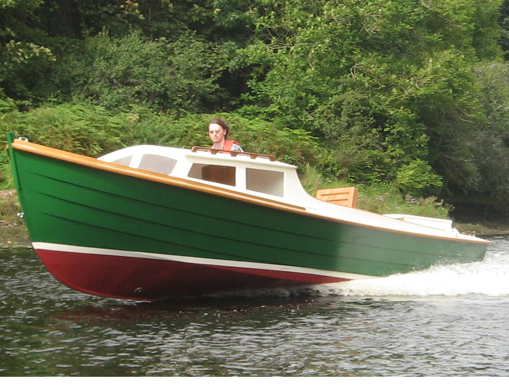 Wooden Power Boat Plans Wooden boat plans for decades past and present ...