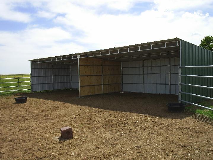 loafing shed plans cattle sheds pole barns horse run in shed plans ...