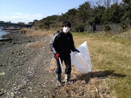 2013年3月2日干潟清掃で「渡り鳥サポーターになろう！」⑦