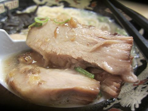 鹿児島ラーメン『豚とろ』の濃厚スープとトロトロ豚が絶品 in 九州鹿児島中央区5