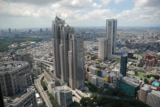 東京の高層ビル群