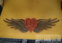 薔薇と翼のタトゥー Lucky Round Tattoo 大阪 25