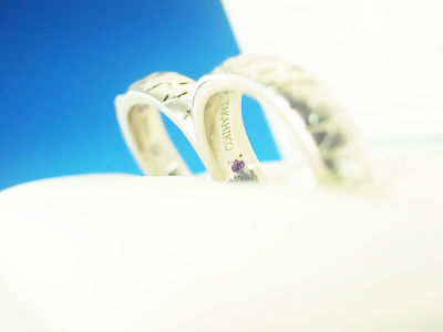 結婚指輪　内側　石