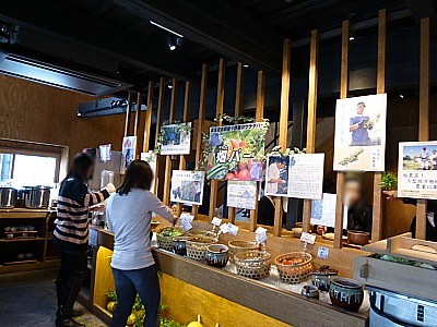京野菜中心のブッフェ