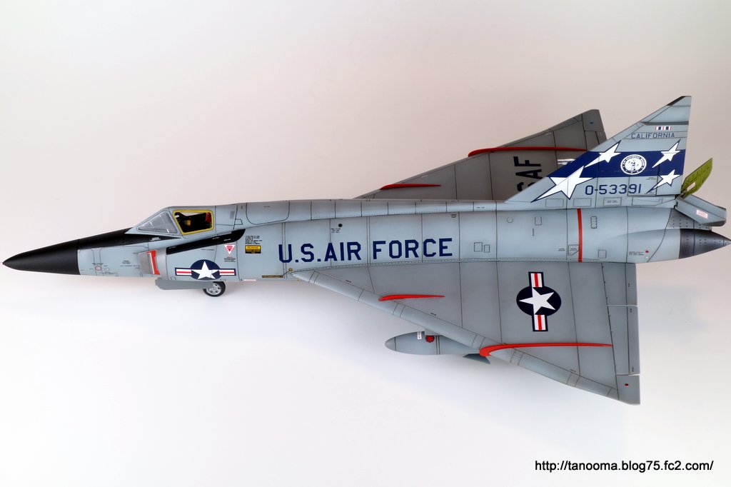 コンベア F-102A デルタダガー （ケースX） メンモデル 1/72 | NO_STEP
