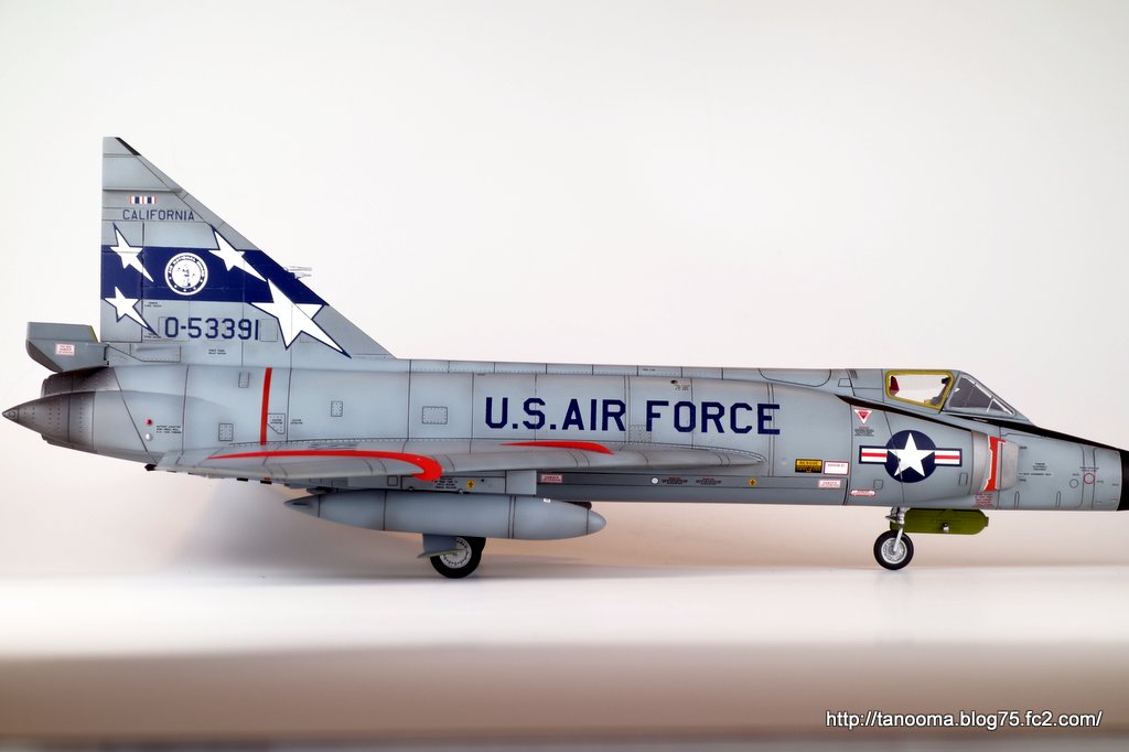 コンベア F-102A デルタダガー （ケースX） メンモデル 1/72 | NO_STEP