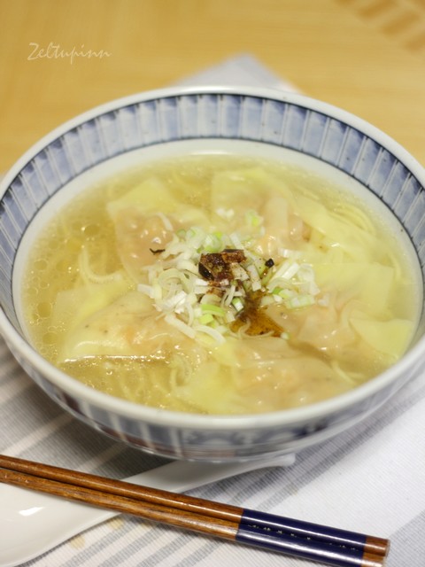 13.10.11ワンタン麺①